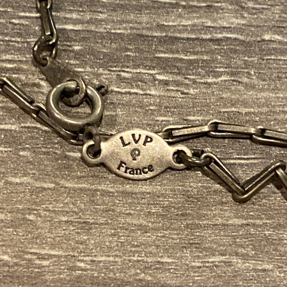 LVP France perfume bottle necklace - Picture 4 of 5